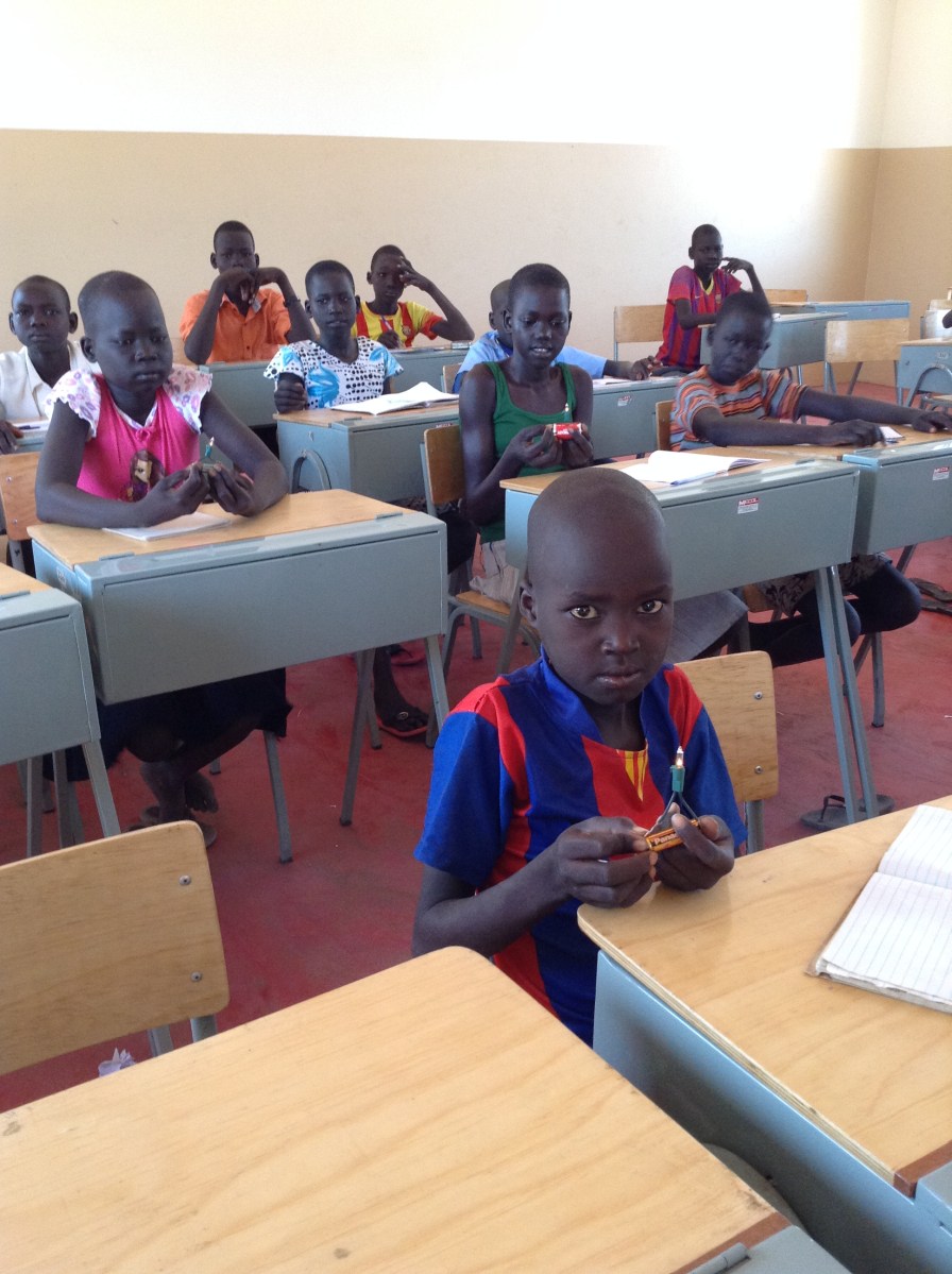 VSP participants show a simple circuit. Project photo.